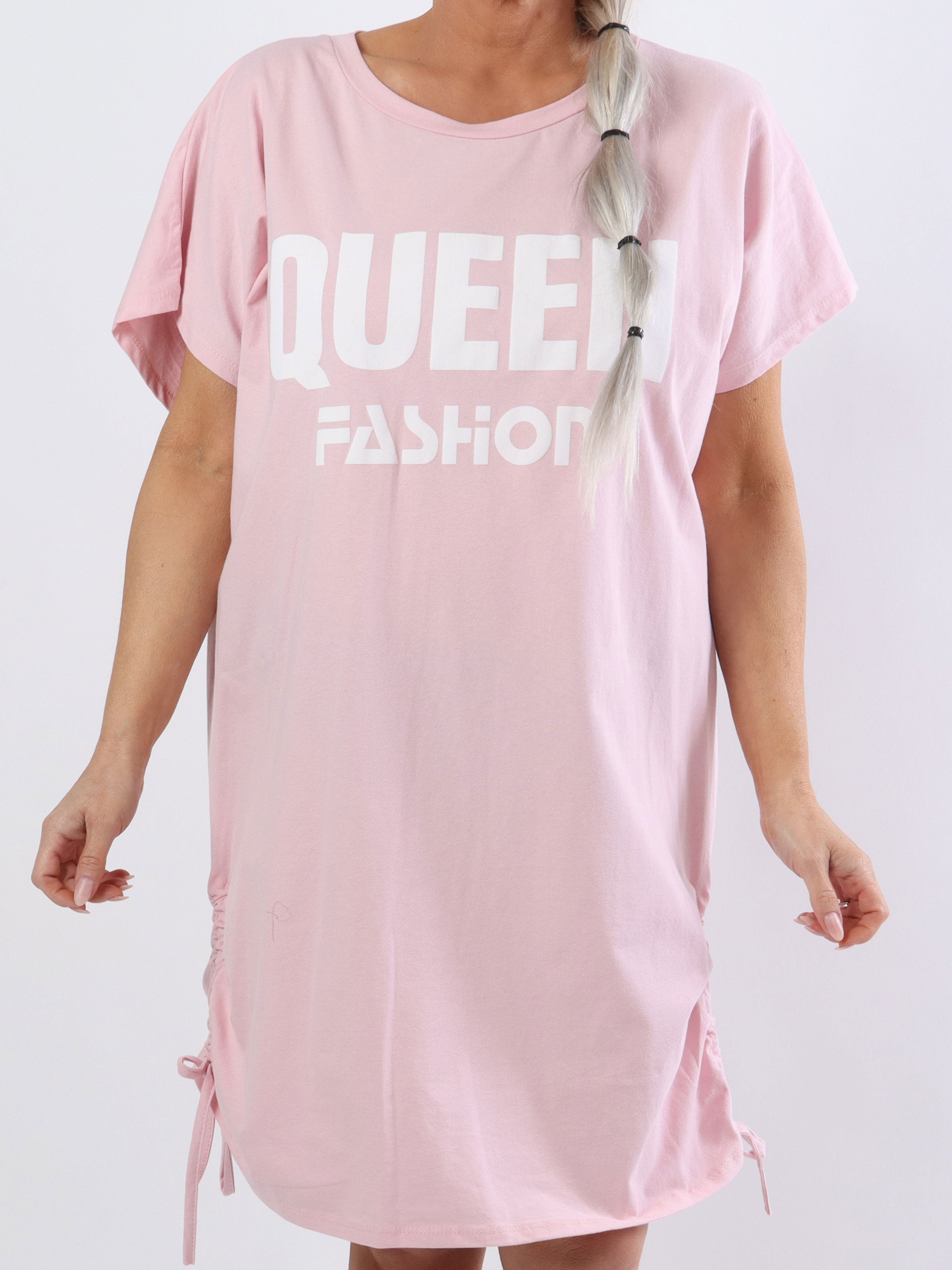 Linnea - Plus size t-shirt kjole med tekst og snøre